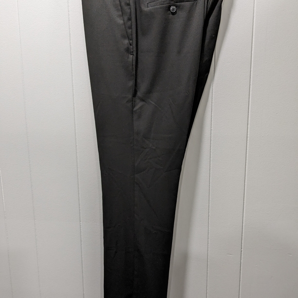 Kenneth Cole men's dress pants. Black, 38/32. - Picture 3 of 9